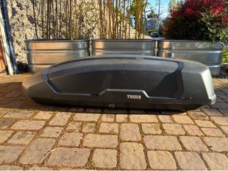 Thule Force XT L roof box