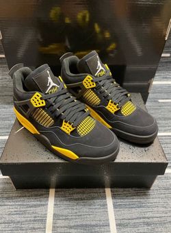 Yellow Thunder Jordan 4