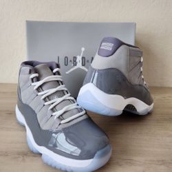 Size 10/5 Air Jordan 11 Retro