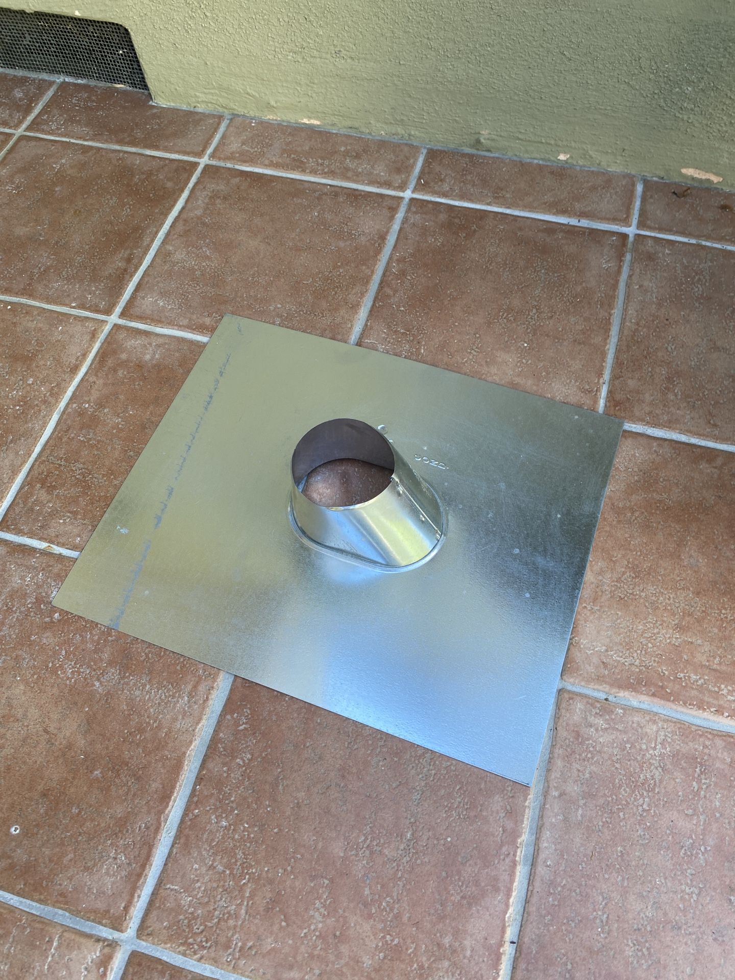 Galvanized Steel Pipe Flashing with Base