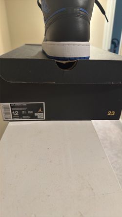Air Jordan 1 MID