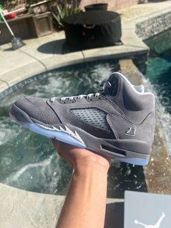 Jordan 5 Retro “Wolf Grey” Size 6Y and 10