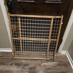 Baby gate pet gate