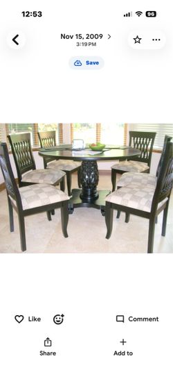 Round Pedestal Dining Table with 4 Chairs