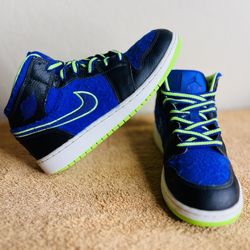 Air Jordan 1 Mid Bel Air - Size 5y