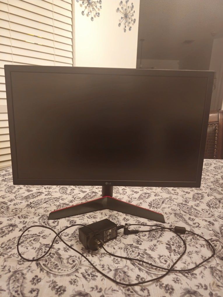 LG LG24GN50W 144Hz Gaming Monitor