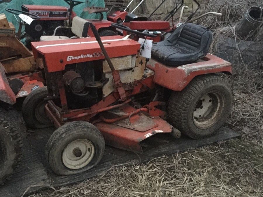 1968 Simplicity Landlord 2210 Garden Tractor