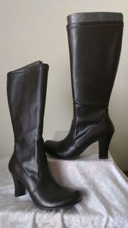 Women's Boots size 10 medium