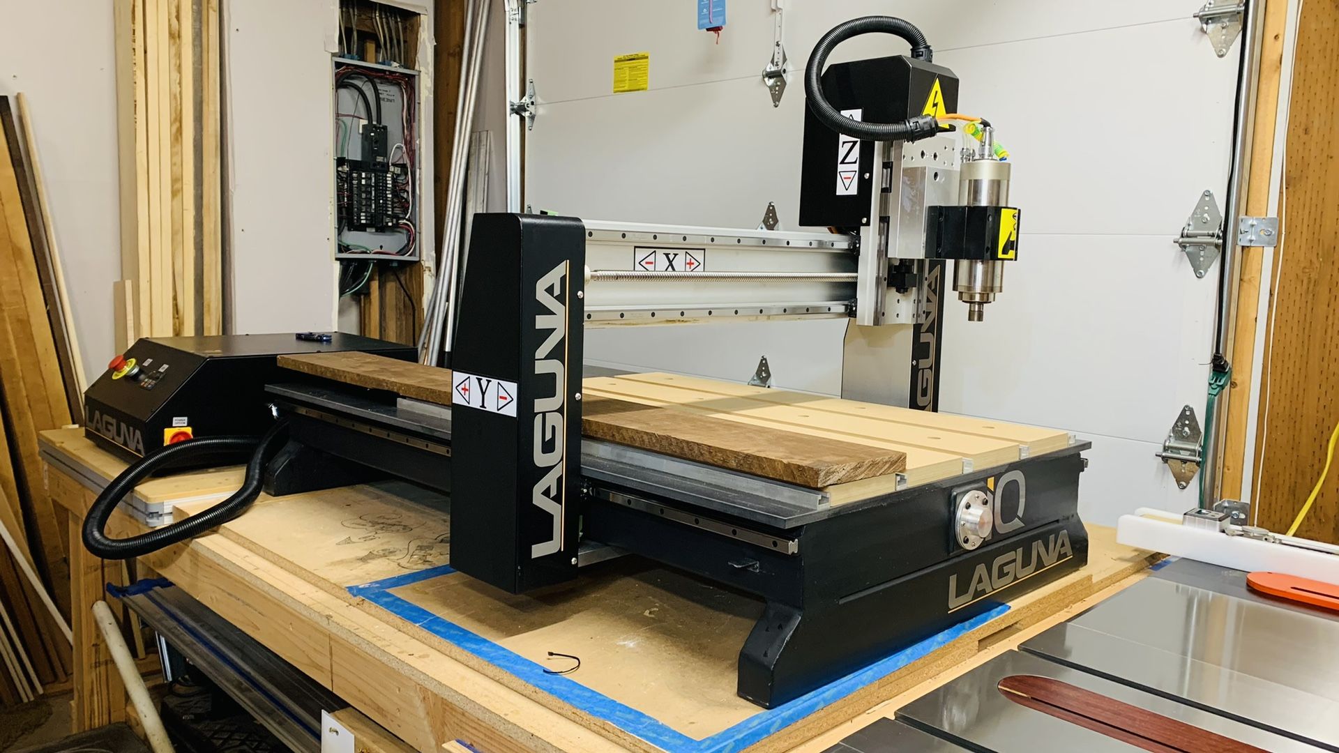 Laguna MCNC IQ HHC 3 Axis CNC Router