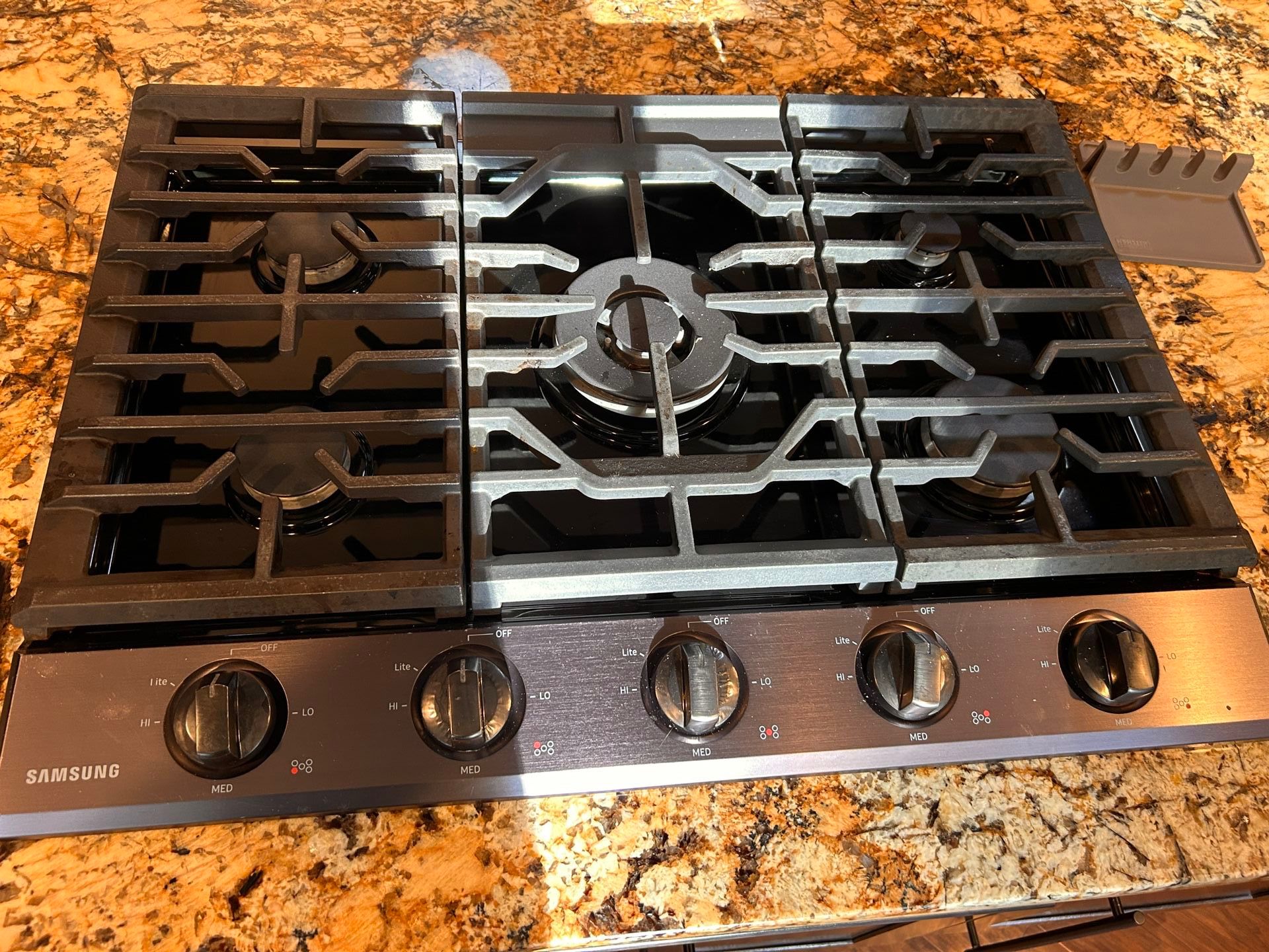 Gas Or Propane Cooktop Range, 30” Wide 5 Burner