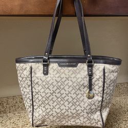 Tommy Purse