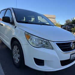 2012 Volkswagen Routan S Un Dueño 🤚
