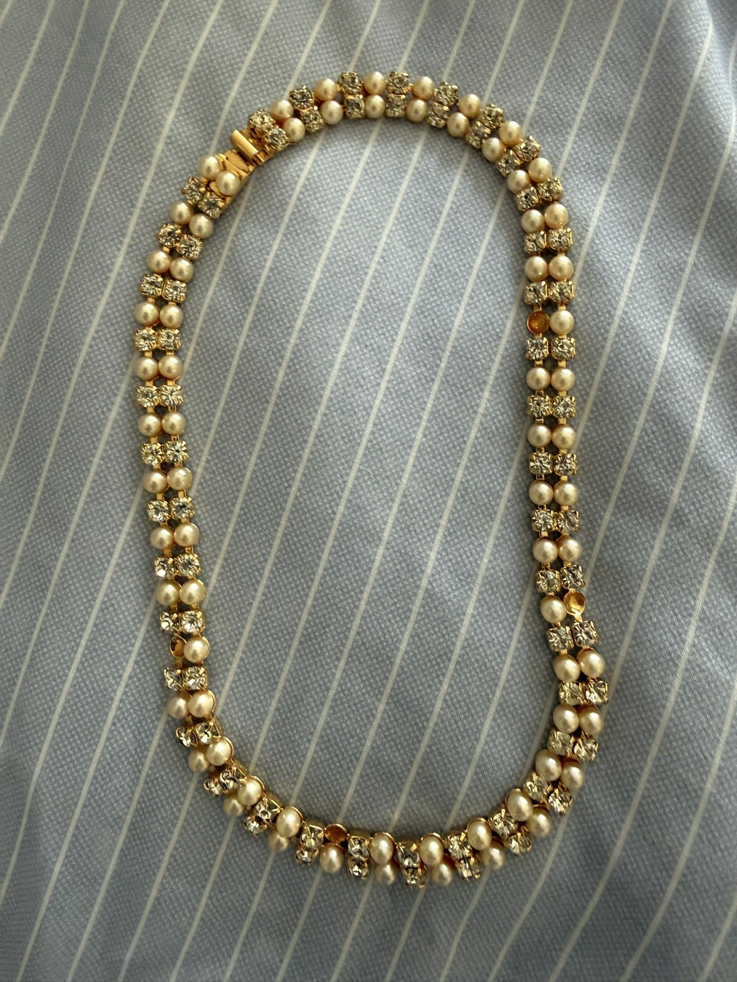 Gold beaded necklace- 6 inches