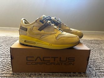 Travis Scott Cactus Jacks Size 8.5