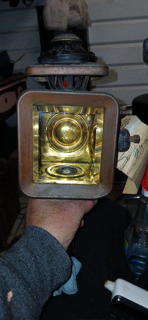 Old 1900 Horse carriage lantern.