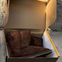 Dawg Boots (UGG style) and Slippers - Size 8