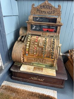 Antique National cash register model 441