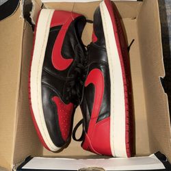 Nike Jordan 1 Low bred 9.5