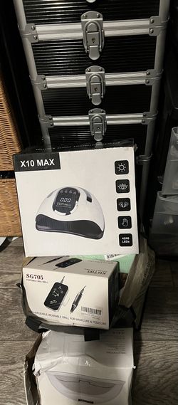 Equipo Conpleto Para Aser Uñas Acrilicas Ay Casi Todo Lo Nesesario Cosas Nuevas Y Usadas Se Vende Todo Junto