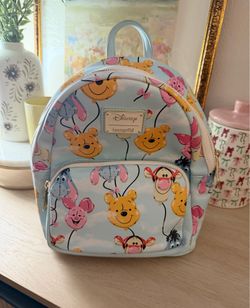 Disney Loungefly Winnie the Pooh Balloons Mini Backpack