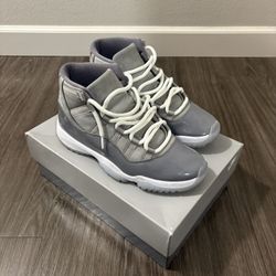 Cool gray 11