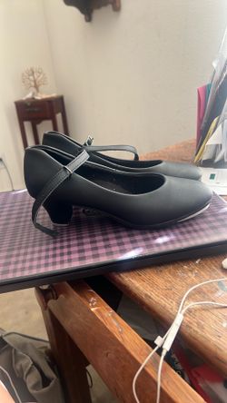 Folklorico/tap shoes