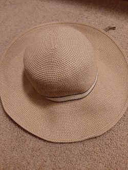 Sun hat with SPF