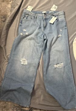 Women’s Low Rise Baggy Jeans 