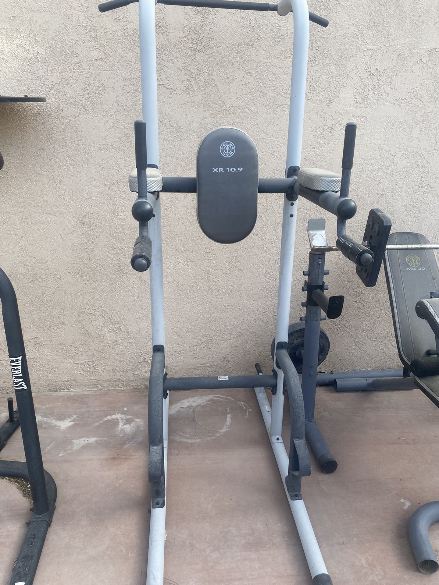 Pull Up Bar Bench Press And Bowflex