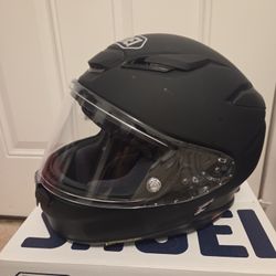 Shoei Z-8 (RF-1400) In Matte Black