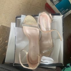 Shoes Size 7 