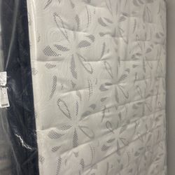 Queen Pillow Top (NEW) 