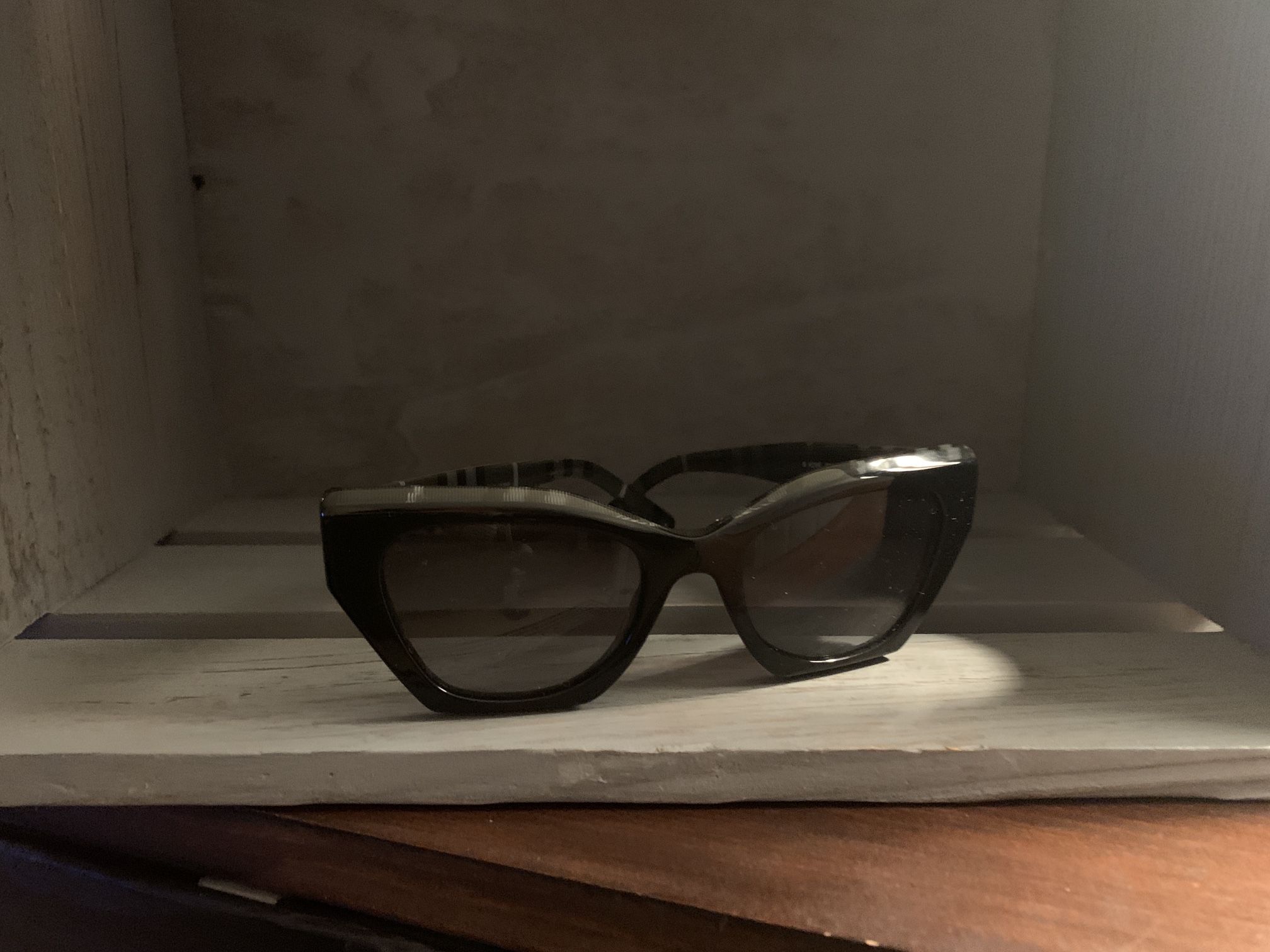 Burberry Cressy Sunglasses 4299