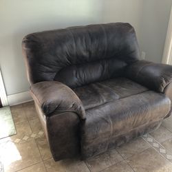 double wide recliner - super big and comfy - 91342