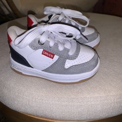 Levis Toddler Size 5