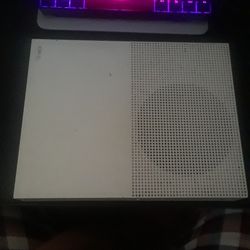 xbox one s 1tb 300+  games
