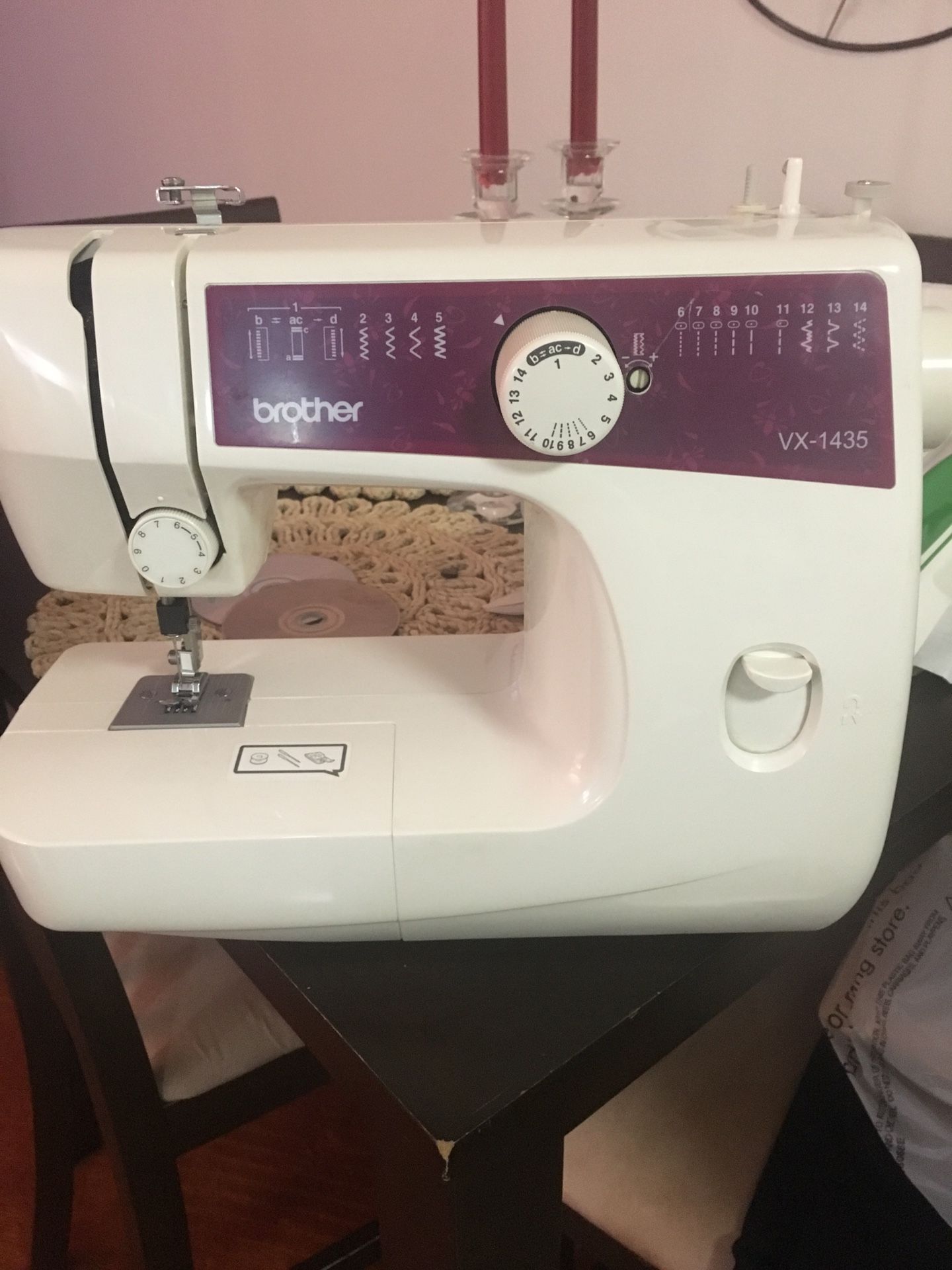 Brother vx-1435 sewing machine white with maroon accents and foot pedal