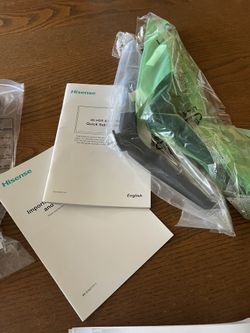 Base Stand 75” Hisense TV