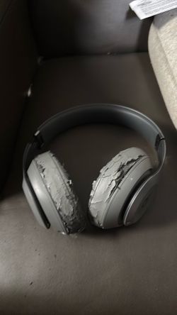 Beats studio 3  Gray