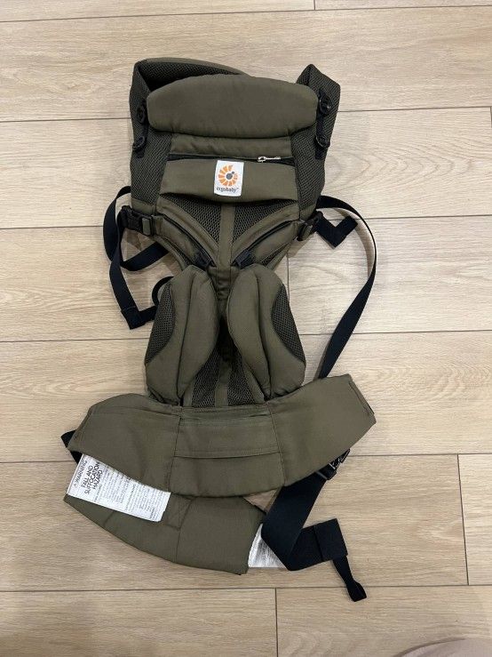 Ergo Baby Carrier