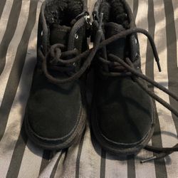 Almost New Girls Size 11 Ugg Boots 