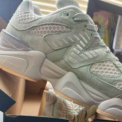 90/60 New Balance 8.5m