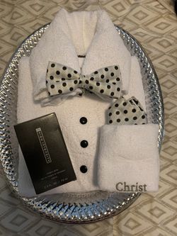 Father’s Day gift set made with Mary Kay men’s facial care and colognes