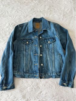 Women’s Gap Jean Jacket