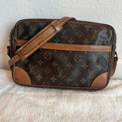 LV CROSSBODY