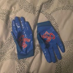 Game worn college gloves