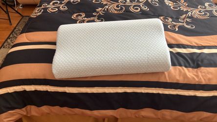 Memory foam contour pillow look
