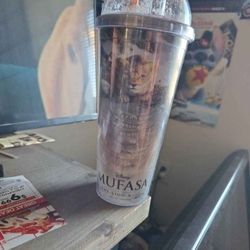 MUFASA THE LION KING COLLECTABLE CUP 🦁