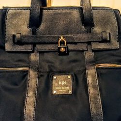 Henri Bendel Jetsetter Convertible Backpack – Black Leather & Gold
- Luxury