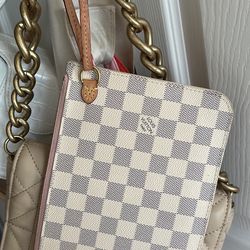 Louis Vuitton Neverfull 